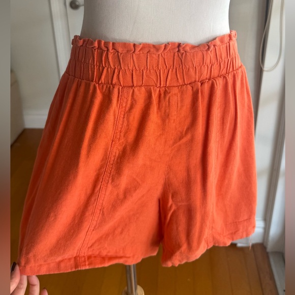 a new day Pants - a new day coral Orange Shorts in medium
